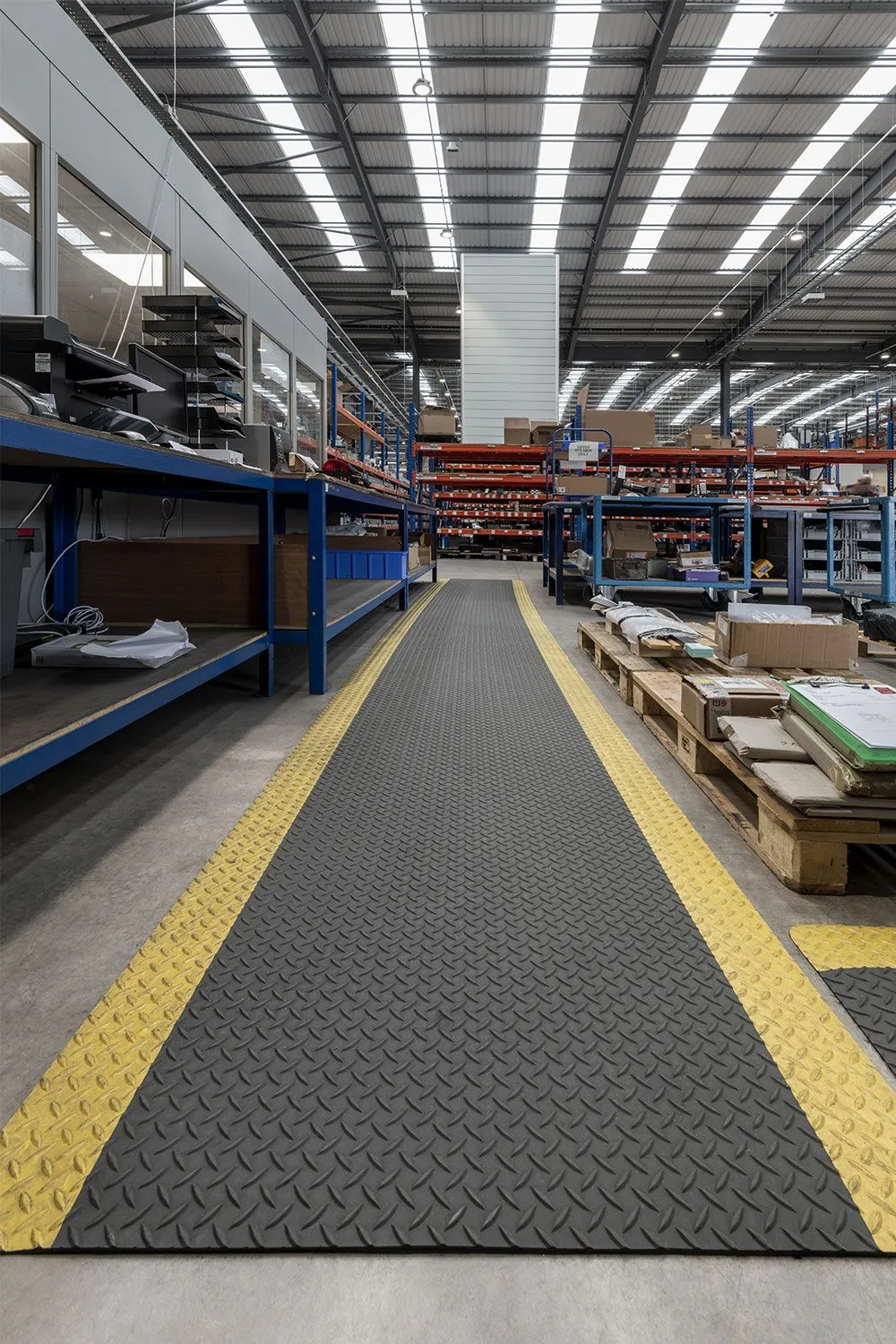Kumfi Tough Heavy-Duty Anti-Fatigue Mat
